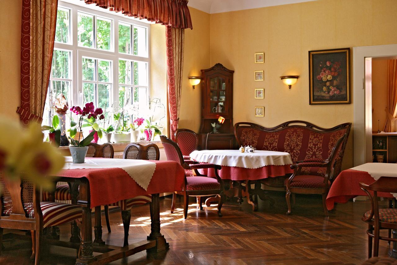Staatsbad Brückenau Rhoen Hotel Waldcafe St. Georg מראה חיצוני תמונה